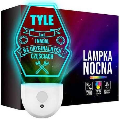 Lampka Nocna LED NA URODZINY FACETA 30 40 50 60 70 kontaktu gniazdka