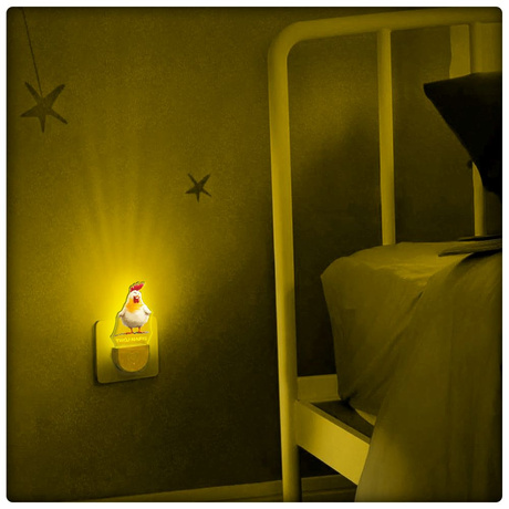 Lampka Nocna LED dla Dziecka Kogut Kura Kurka Rolnika do gniazdka CZUJNIK